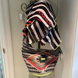 Coach tribal bucket bag.All leather with a matching cosmetic bag and beautiful